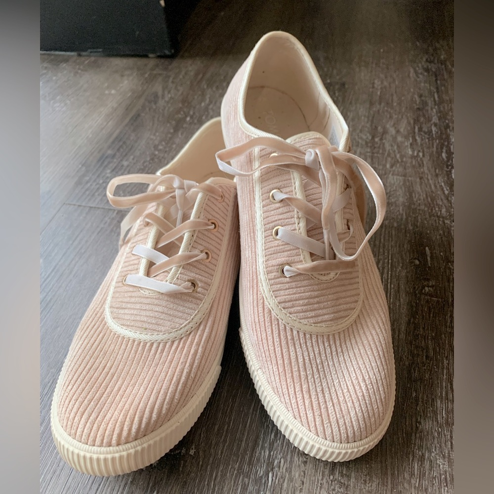 TOMS Women’s Corduroy Sneaker